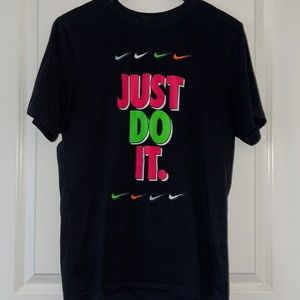 Nike T-shirt
